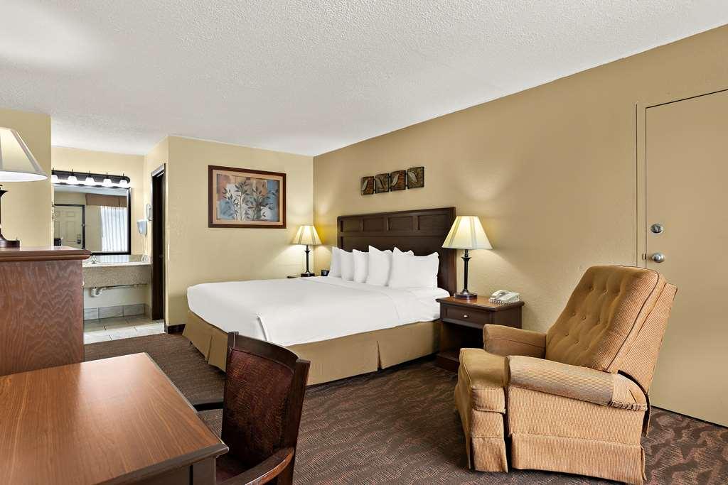 Best Western Center Pointe Inn Branson Quarto foto