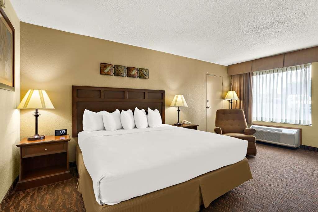 Best Western Center Pointe Inn Branson Quarto foto